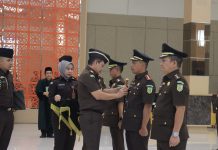 Kajati Riau Lantik Aspidmil dan Kajari Pelalawan